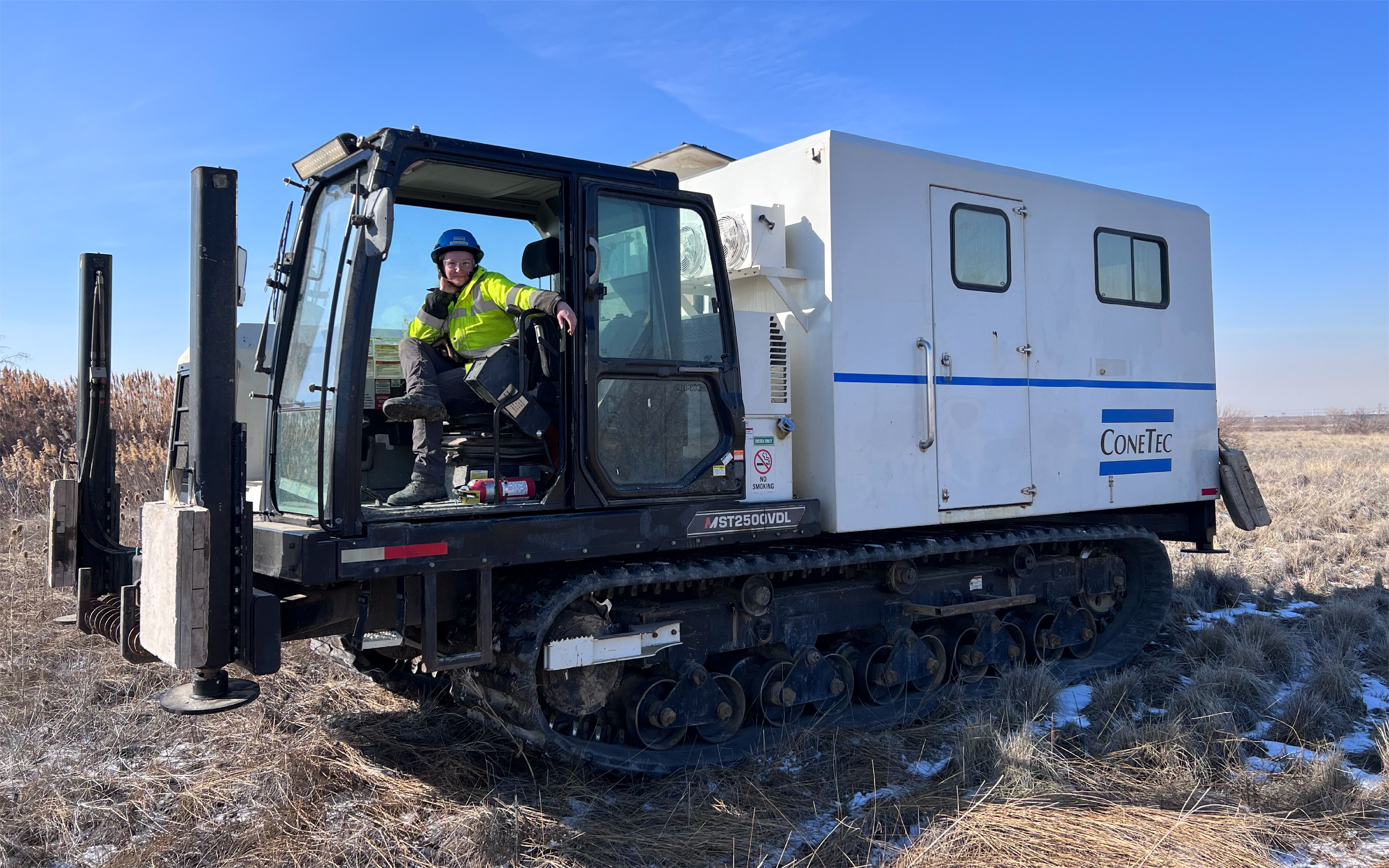 Lankelma's Jack-up barge illuminating Ireland's south coast CPT-photo reels_2.jpg